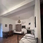 Torre Di Maina Charouda