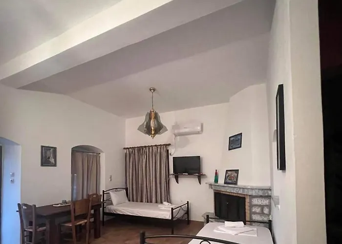 Torre Di Maina Charouda