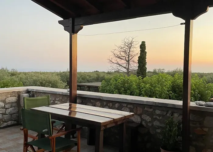 Ferienhaus Torre Di Maina Charouda